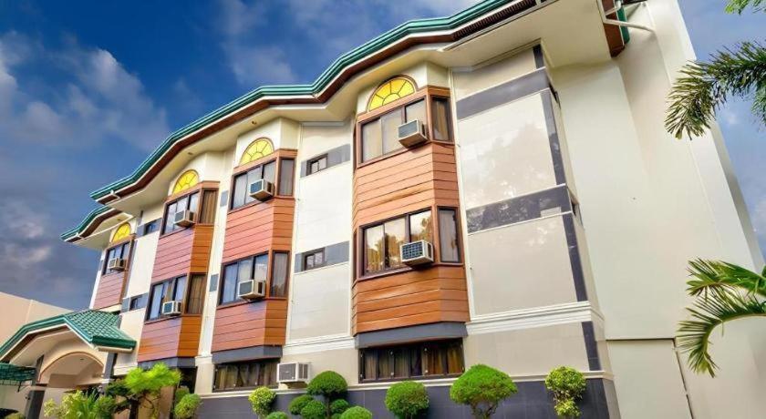 Vest Grand Suites Panglao Exterior foto