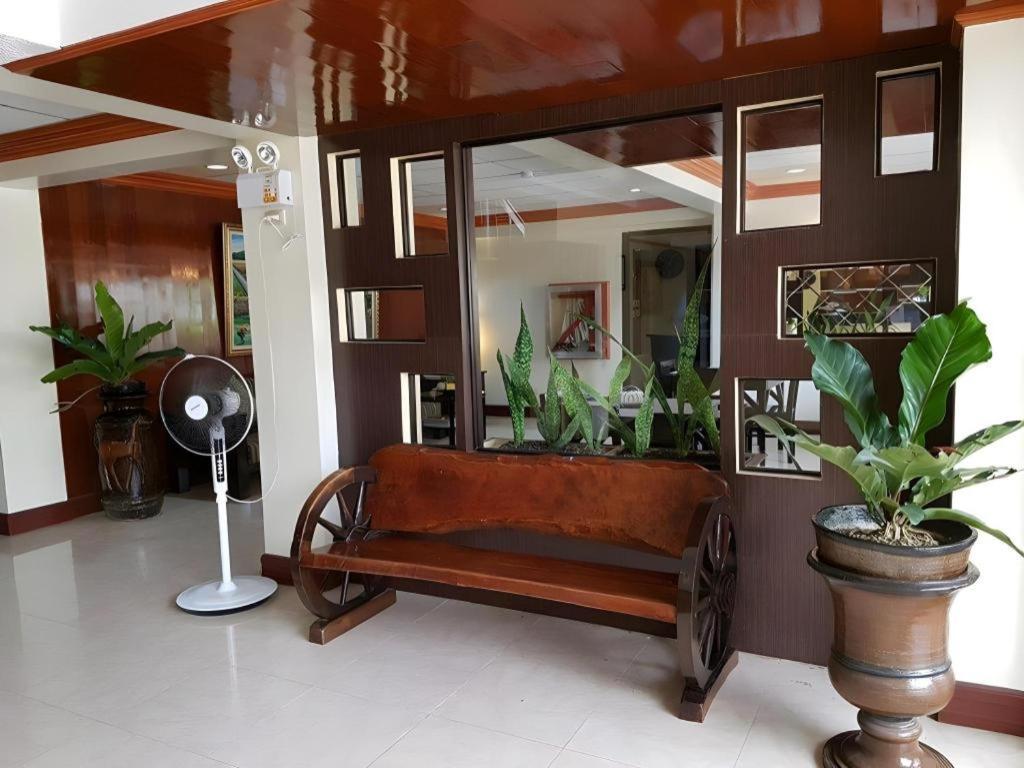 Vest Grand Suites Panglao Exterior foto