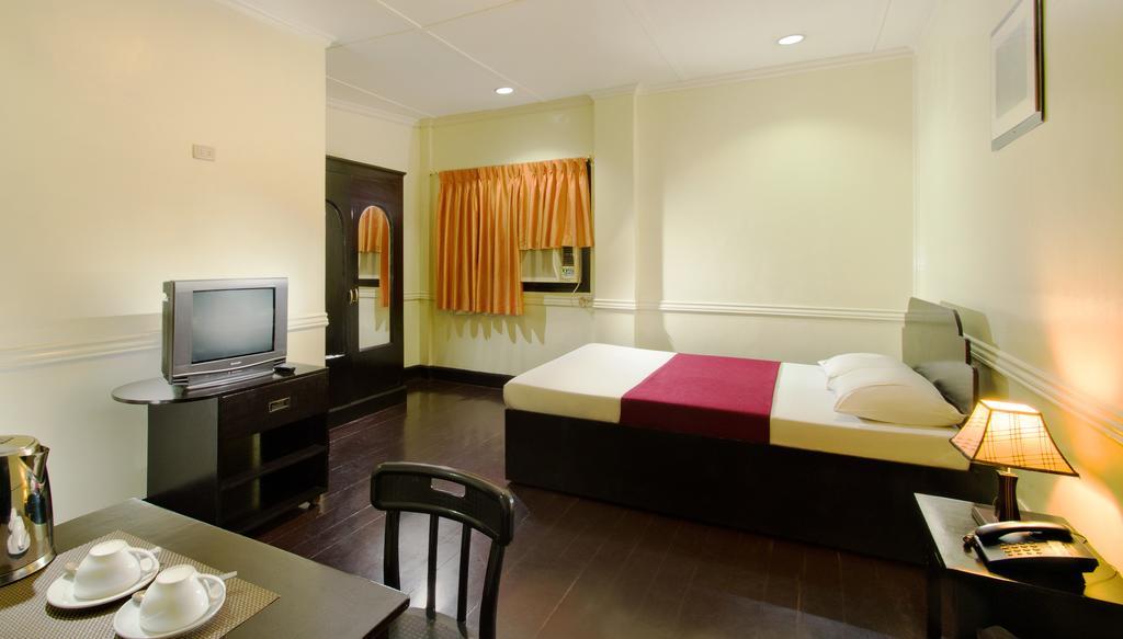 Vest Grand Suites Panglao Quarto foto